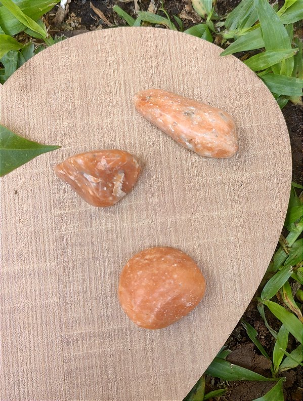 Pedra Rolada Calcita Laranja - Energizante e Criatividade