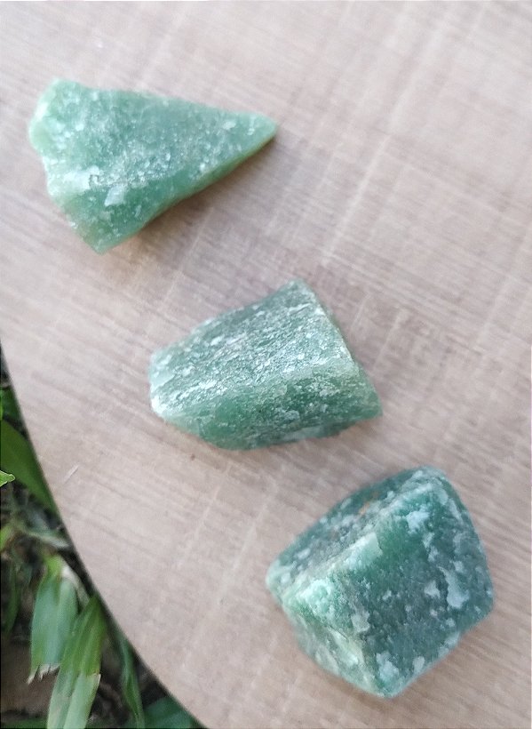 Pedra Bruta Quartzo Verde - Saúde e equilíbrio