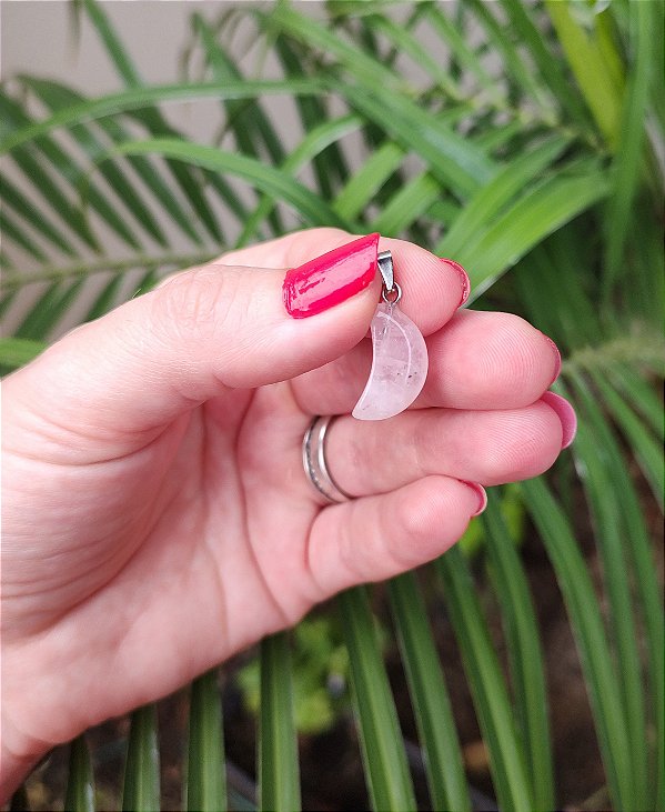 Pingente Lua Prateado Quartzo Rosa -  Amor próprio e acolhimento