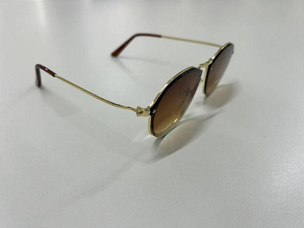 Óculos Arredondado Retrô Metal Dourado com Lentes Degradê Marrom