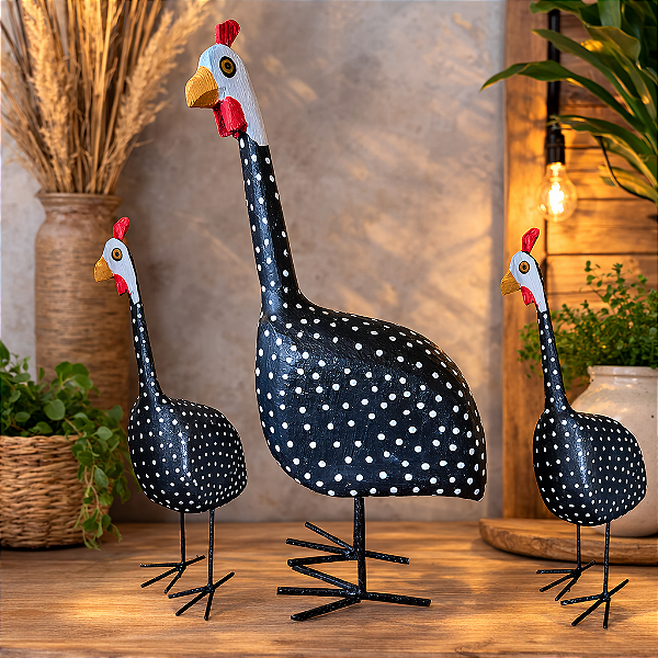 Família Galinhas d’Angola de Madeira Pintada à Mão – 1 Grande + 2 Pequenas