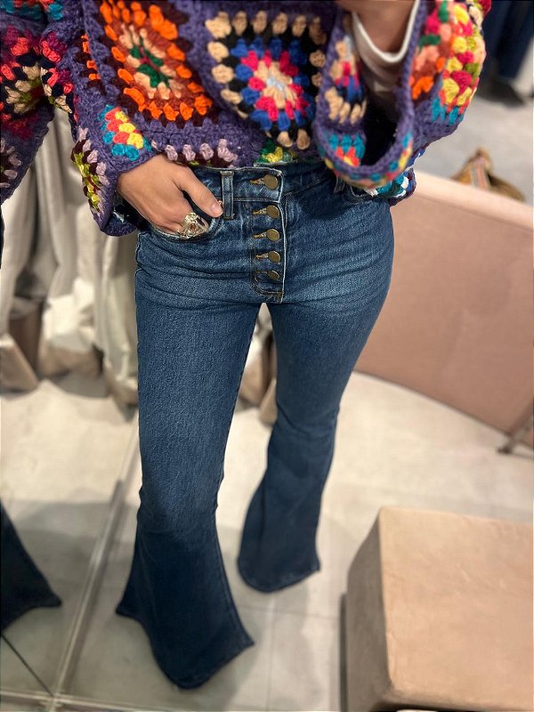 Calça Flare NEW Botões Tradicional