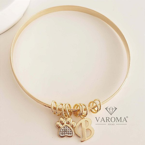 Bracelete com letra personalizável  e patinha banhado em ouro 18k