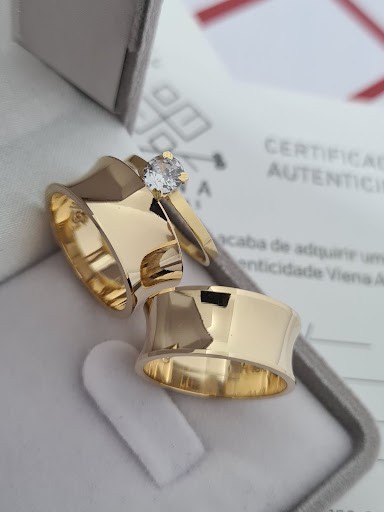Par de Alianças Sana em Ouro18k - 8MM