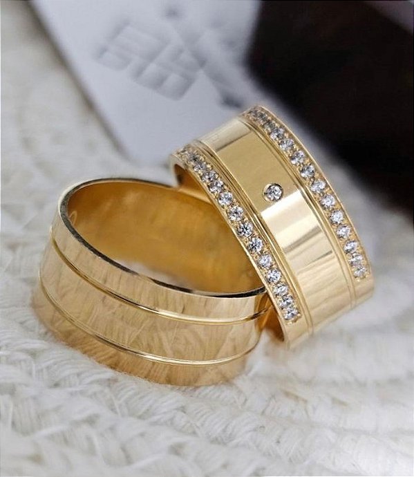 Par de Alianças em Ouro18k - 9MM