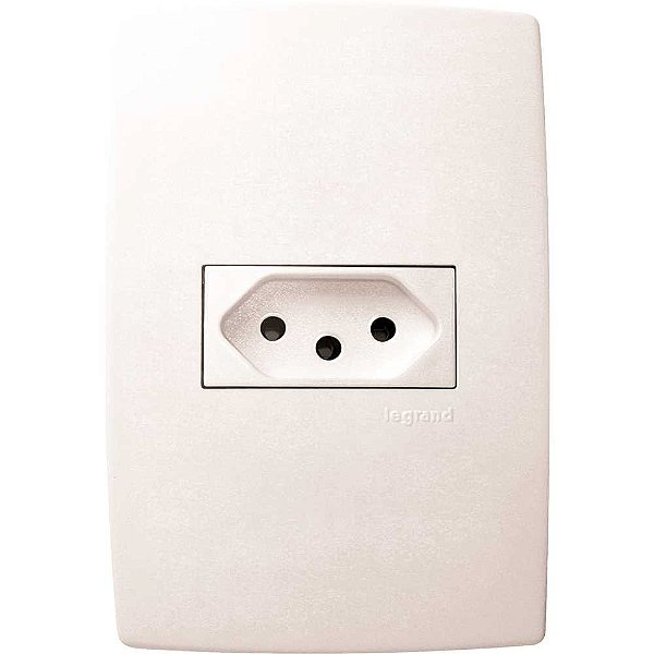Tomada de embutir linha Pial Plus horizontal 2 pinos + terra 615080 PIAL