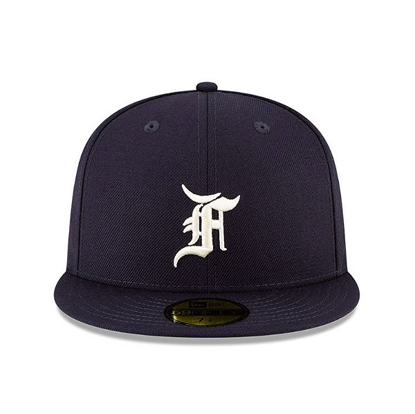 FOG x NEW ERA - Boné  Essentials 59Fifty Fitted "Azul Marinho/Verde" -NOVO-