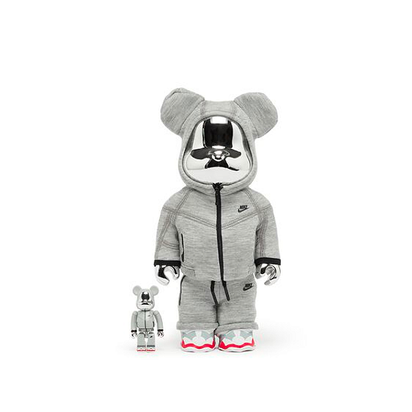 MEDICOM TOY x NIKE - Boneco Bearbrick Tech Fleece N98 400% e 100% -NOVO-