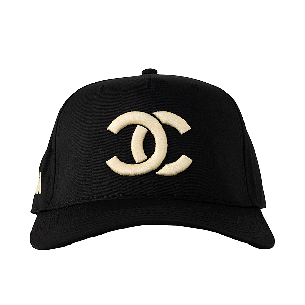 OMA DESIGN STUDIOS - Boné Double C Curved Brim "Preto" -NOVO-