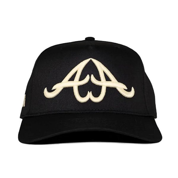 OMA DESIGN STUDIOS - Boné Atlanta Curved Brim "Preto/Creme" -NOVO-