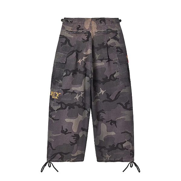 VALE LIVES FOREVER - Calça VA-1 Camo Cargo "Preto" -NOVO-