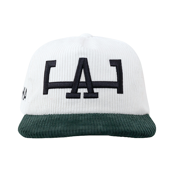 OMA DESIGN STUDIOS - Boné LA Corduroy "Creme/Verde" -NOVO-