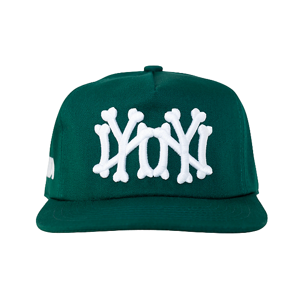 OMA DESIGN STUDIOS - Boné NY NY Bones "Verde Escuro" -NOVO-