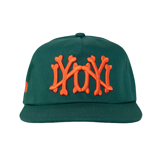 OMA DESIGN STUDIOS - Boné NY NY Bones (Pumpkin) "Verde Escuro" -NOVO-