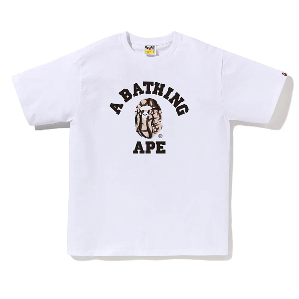 BAPE - Camiseta Trial Camo College "Branco/Bege" -NOVO-