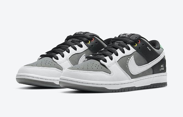 NIKE - SB Dunk Low "VX1000" -NOVO-