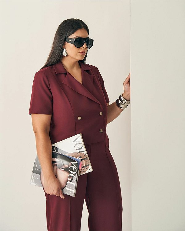 Conjunto Blazer Curto e Calça Vinho Quality Moda Plus Size Outono qbl