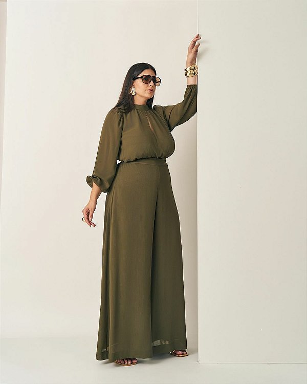 Macacão Gola Alta Verde Quality Moda Plus Size Outono qbl