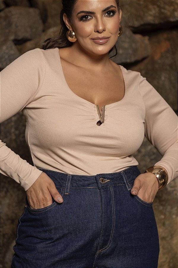 Blusa ML decote V Doce de Leite Quality Moda Plus Size dvs Outono Preview Cold