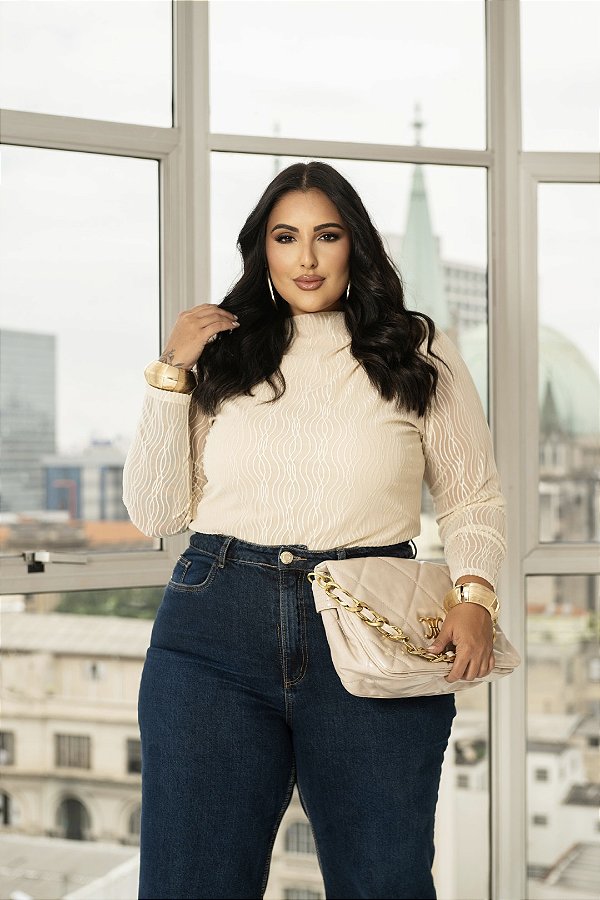 Blusa Drapeada Ombro em Tule Natural Quality Moda Plus Size dvs Outono Preview town