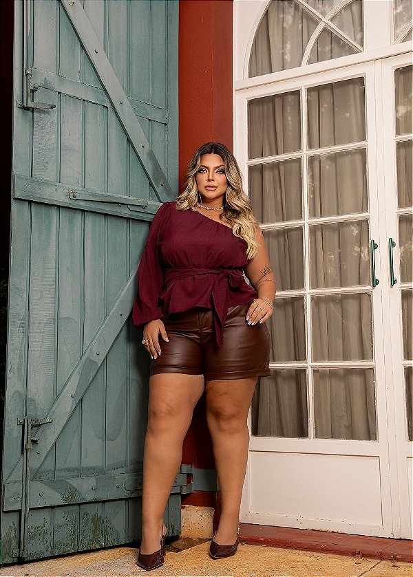 Shorts Couro Eco Marrom Plus Size Barra Italiana Quality Moda Plus Size Preview rml