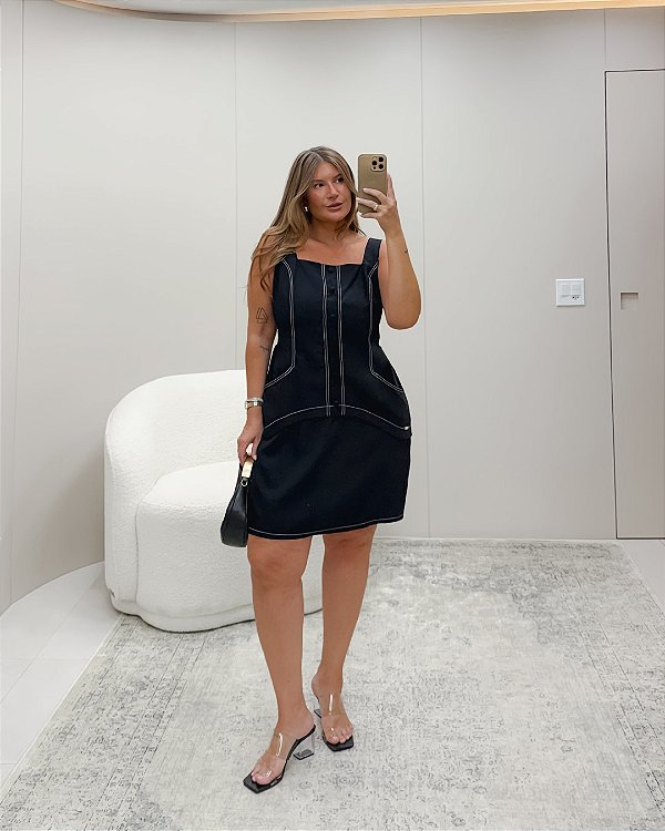 Vestido Curto Preto Pespontado Quality Moda Plus Size rml