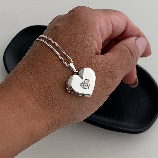 Relicário de Coração Cravejado Personalizado