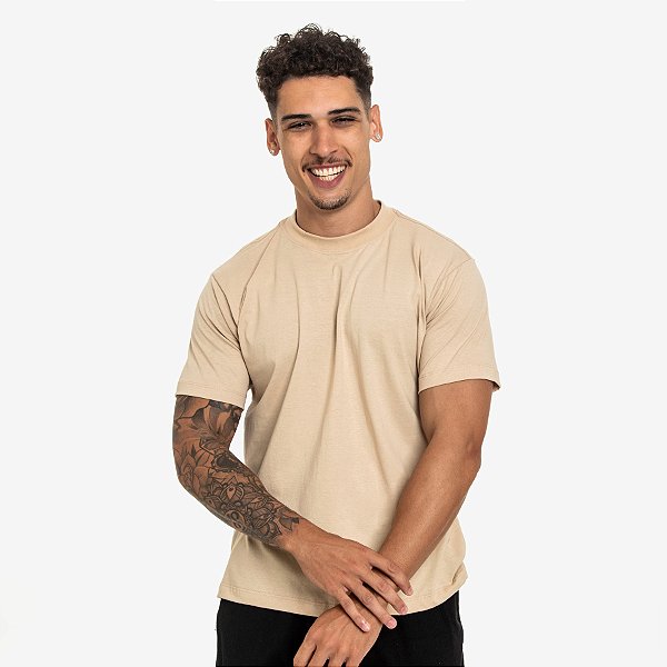 Camiseta Streetwear Básica Lisa Masculina Gola Larga Algodão Premium - Areia