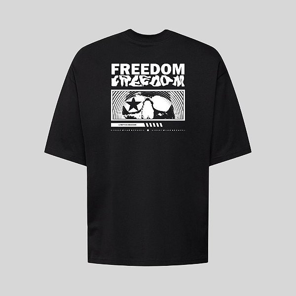 Camiseta Oversized Streetwear Masculina Estampa Costas Freedom