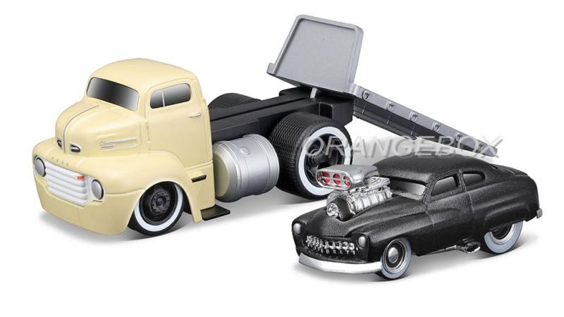 Ford Coe Flatbed 1950 + Mercury 1949 1:64 Maisto Muscle Machines