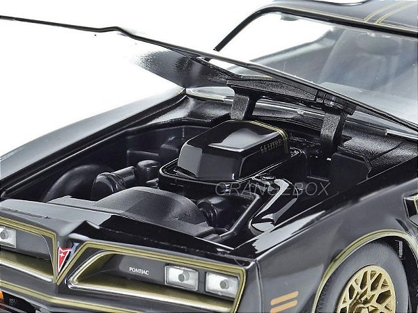 Jada Toys Smokey & Bandit, 1977 Pontiac Firebird, Spielzeugauto aus Die-cast, Türen, Kofferraum & Motorhaube zum Öffnen, inkl. Sammelmünze, Maßstab 1:24, schwarz