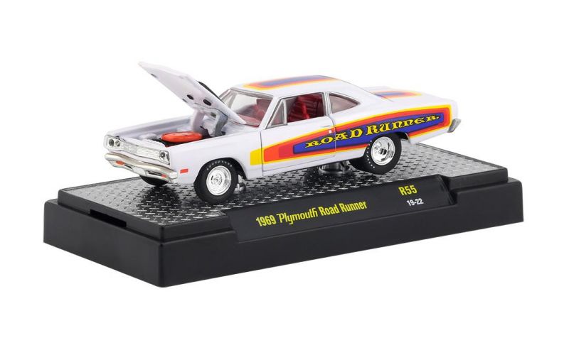 Plymouth Road Runner 1969 R55 Auto Shows M2 Machines 1:64