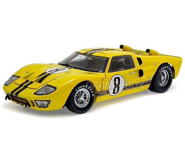Ford GT40 MK IV 1967 Winner 24h Le Mans Dirty Version Shelby Collectibles 1:18 Amarelo