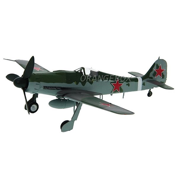 Avião Focke-Wulf FW-190D-9 Capturado CCCP 1945  1:72 Easy Model