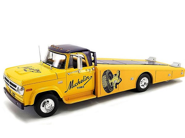 Dodge D-300 Ramp Truck Michelin 1:18 Acme