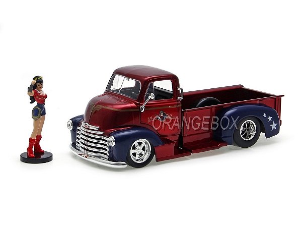 Chevrolet COE 1952 + Wonder Woman Diecast DC Comics Bombshells Jada Toys 1:24