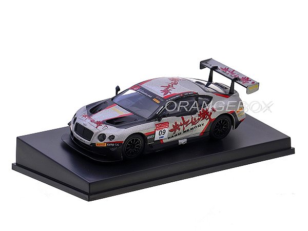 Bentley Continental GT3 China GT Championship 2017 1:64 Spark