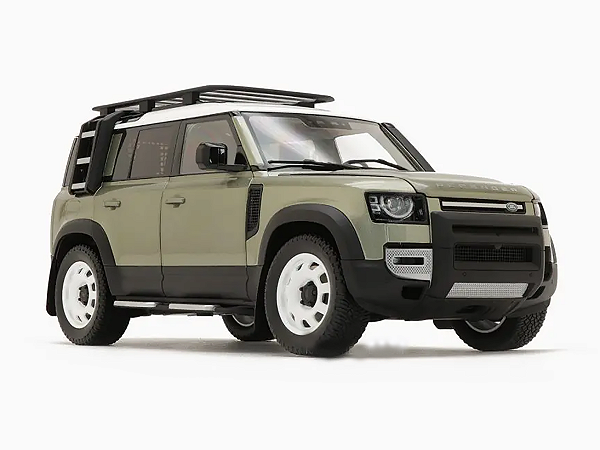 Land Rover Defender 110 2020 1:18 Almost Real Verde