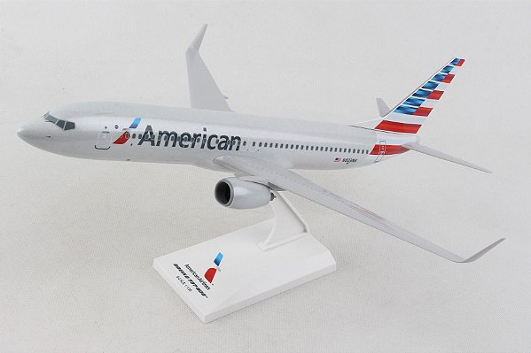 Avião American New Livery B737-800 1:130 Skymarks