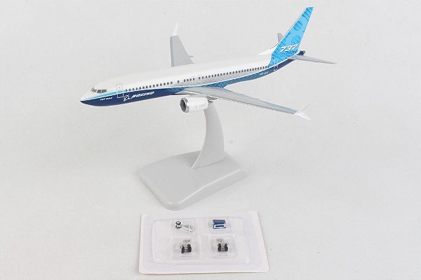 Avião Boeing 737 MAX 1:200 Hogan