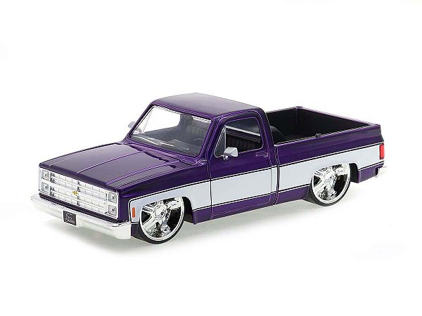 Chevrolet C10 1985 Lorenzo Wheels 1:24 Jada Toys Purple