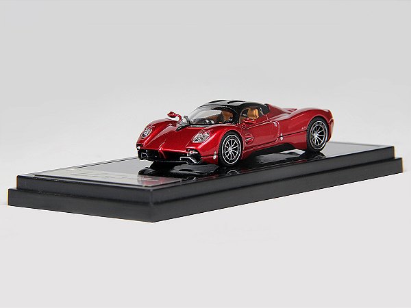 Pagani Utopia Coupe 1:64 LCD Models Vermelho