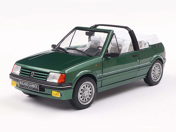 Peugeot 205 CTI 1986 1:18 Solido Verde