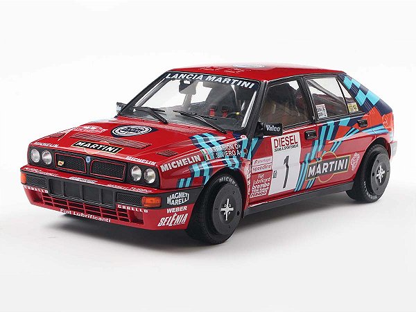 Lancia Delta HF Integrale Rally San Remo 1989 1:18 Solido