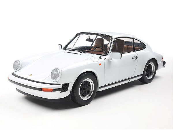 Porsche 911 (930) 3,0 SC 1974 1:18 Solido Branco