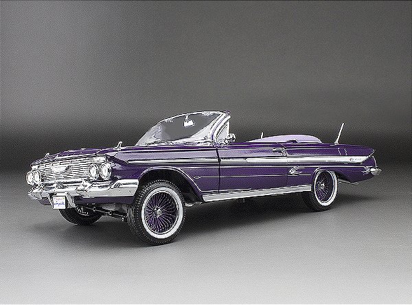 Chevrolet Impala 1961 Open Convertilbe Lowrider 1:18 Sunstar Purple