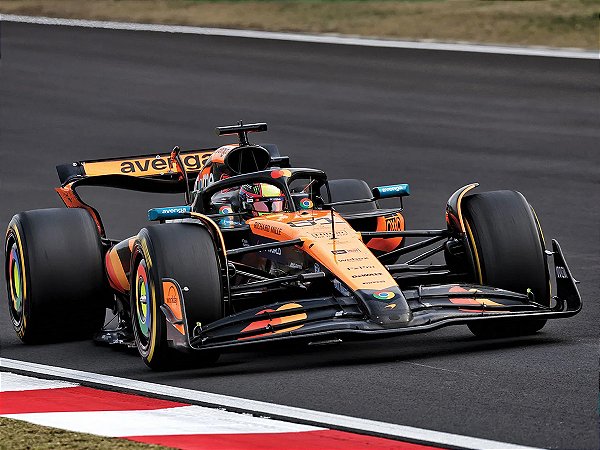 Fórmula 1 McLaren F1 Team MCL39 Oscar Piastri Winner GP China 2025  1:18 Spark