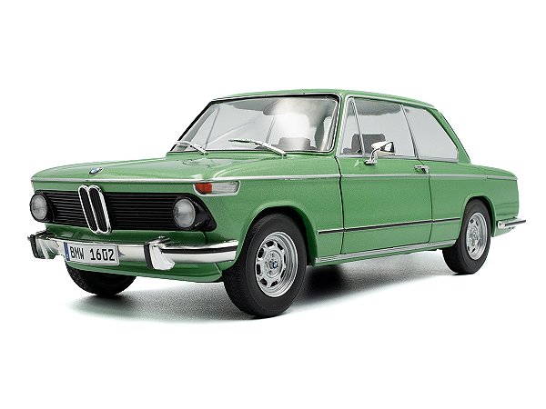 BMW 1602 1971 1:18 Solido Verde