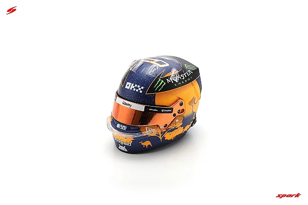 Capacete Oscar Piastri McLaren MCL38 GP Austrália 2024 2024 1:5 Spark