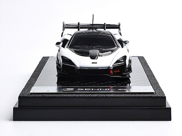 McLaren Senna GTR 1:64 LCD Models Branco
